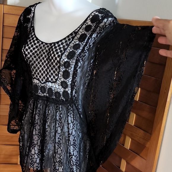 Cato brand black lace tunic - Picture 3 of 9